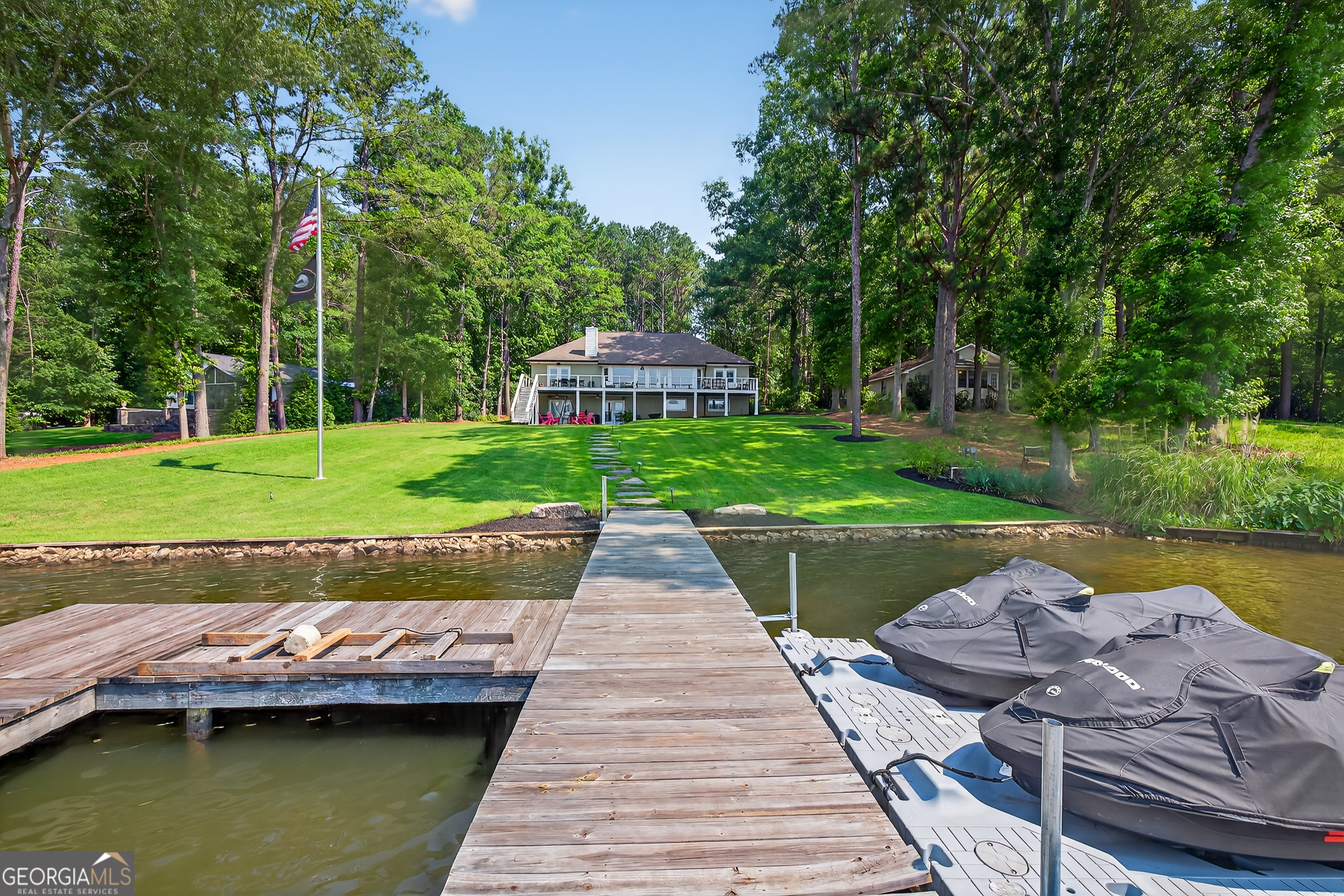 Phoenix Lake - Residential
