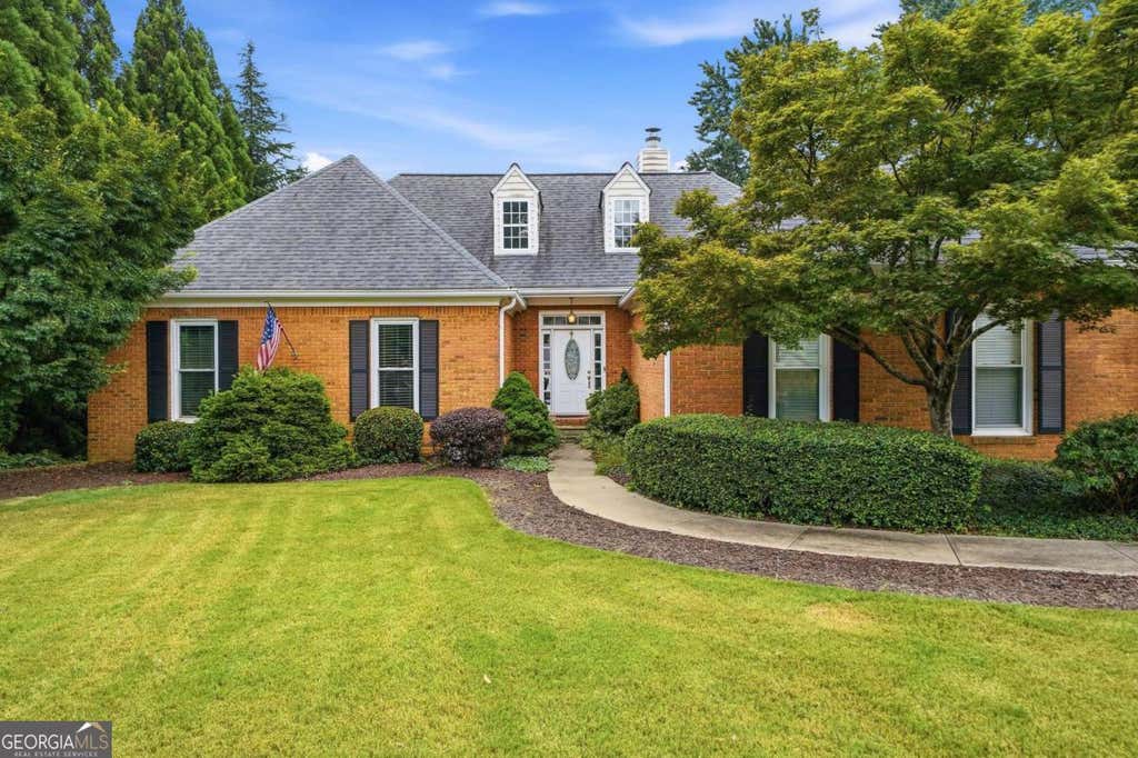 Photo of 4346 Collingham Trace NE, Marietta, GA 30068 (MLS # 10803908)
