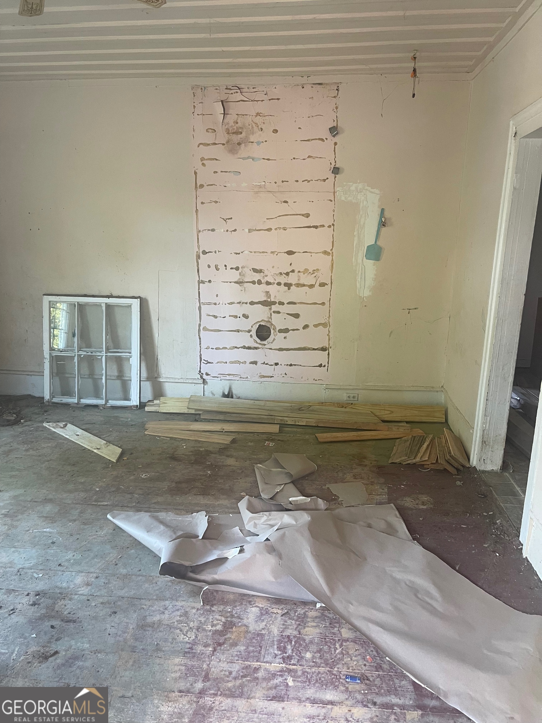 22 River ST SW