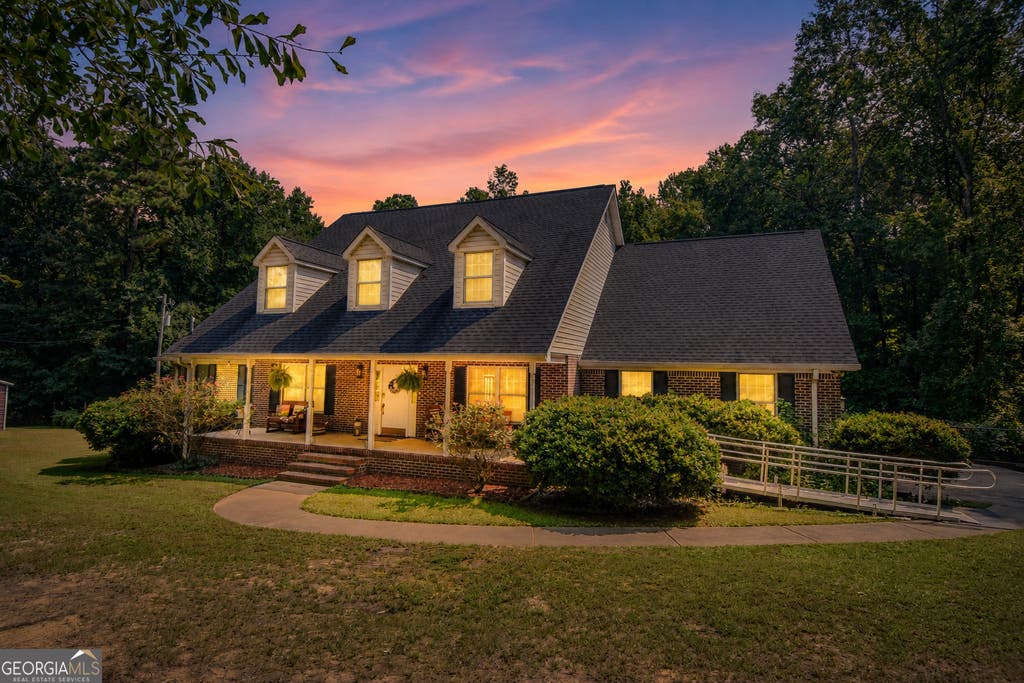Photo of 441 Campbell Road, Meansville, GA 30256 (MLS # 10816420)