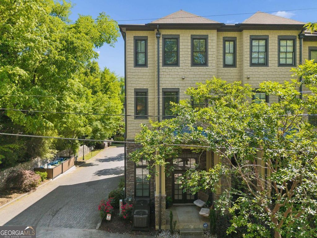 Photo of 255 Southerland Terrace NE #108, Atlanta, GA 30307 (MLS # 10753353)