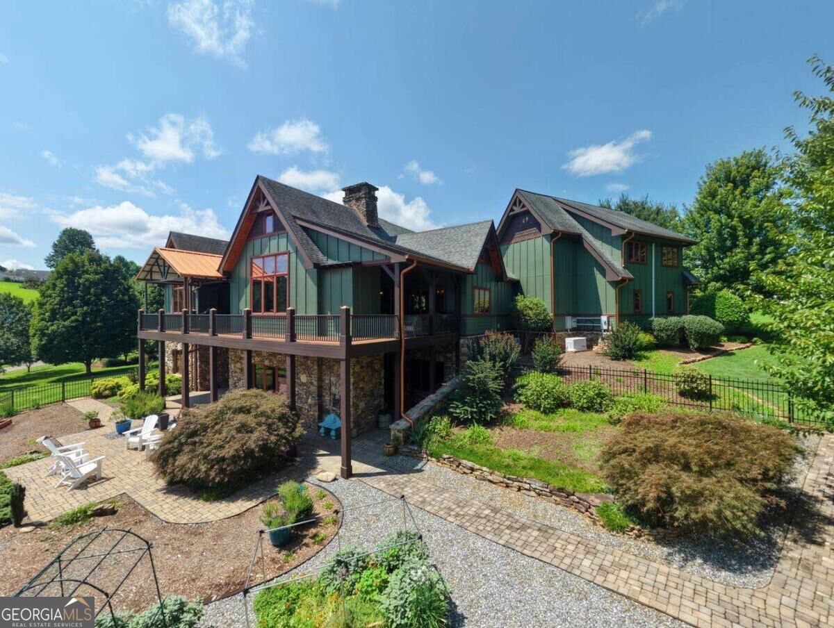2206 High Meadows LN