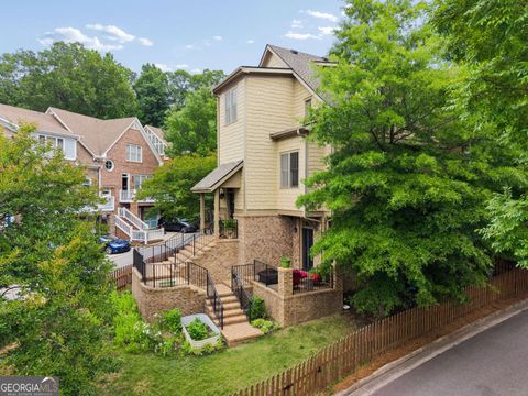 Photo of 1508 Whitehead Bluff NW, Atlanta, GA 30318 (MLS # 10760474)