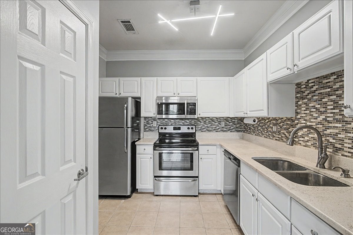 1850 Cotillion DR 1414