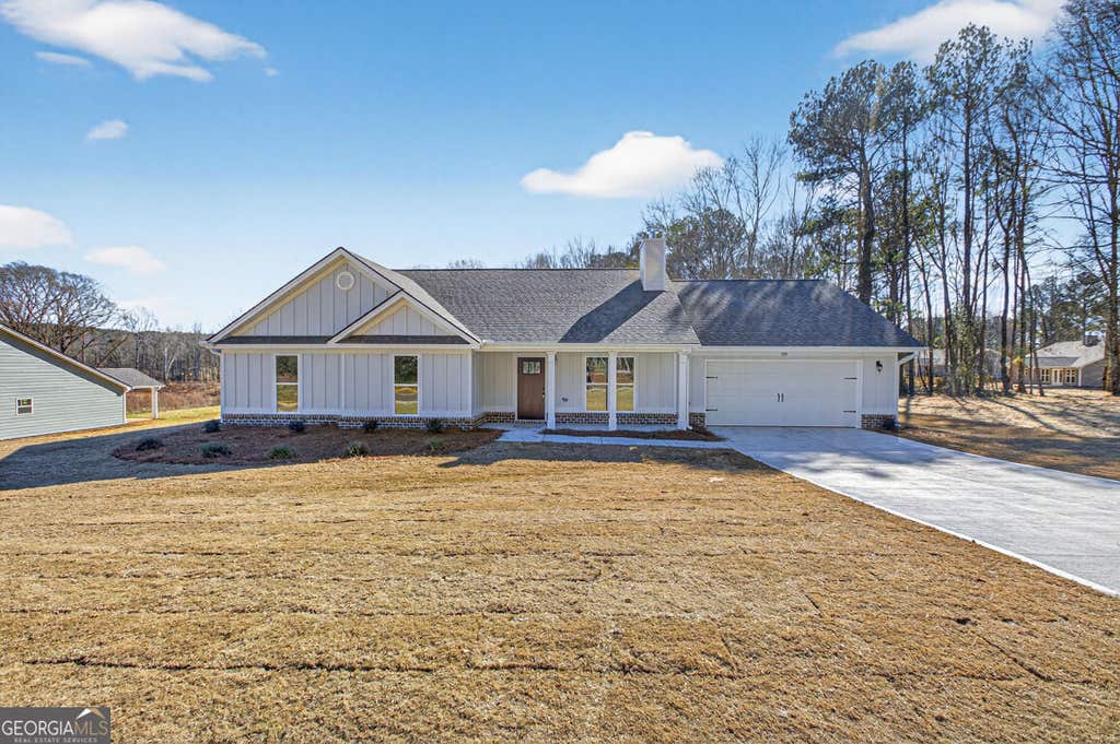 Photo of 158 Mockingbird Lane #32, Winder, GA 30680 (MLS # 10822531)