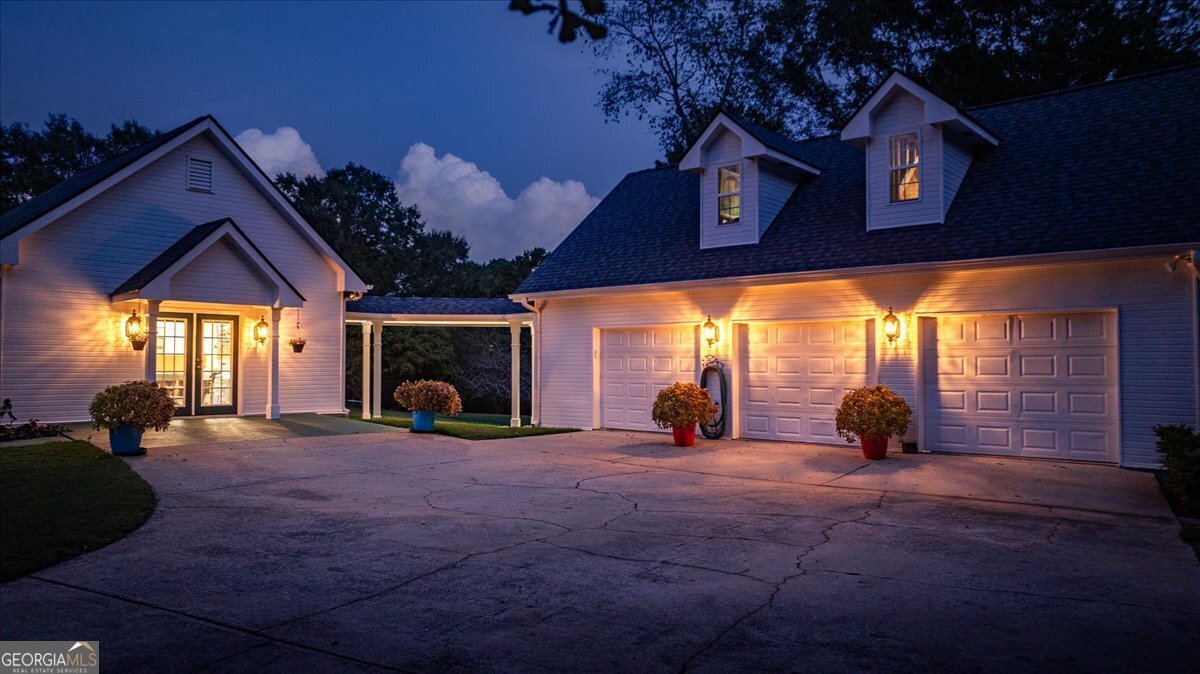 1230 Grapevine TRL