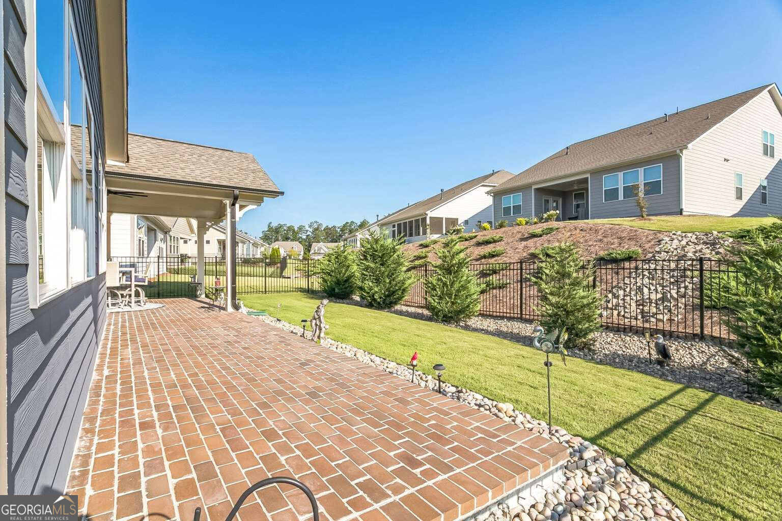 1115 Durham RD