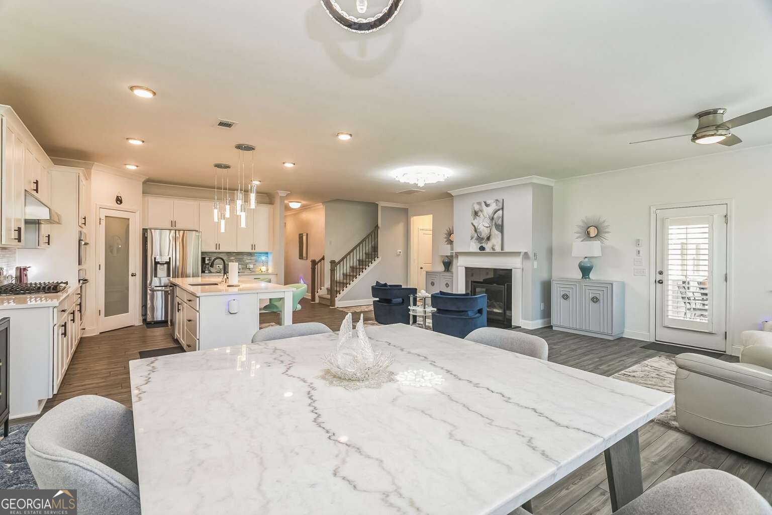 1115 Durham RD