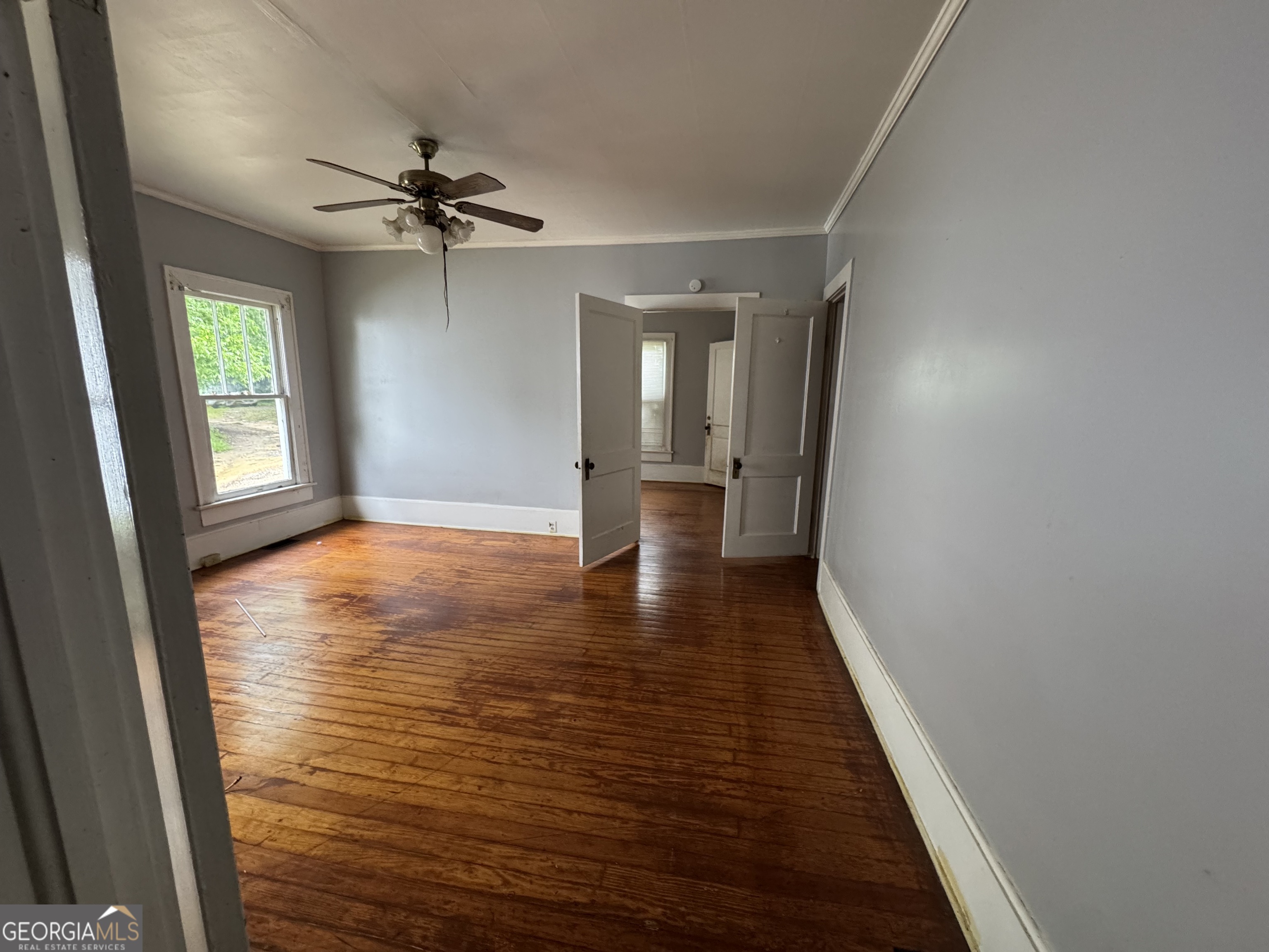 1182 Brentwood AVE