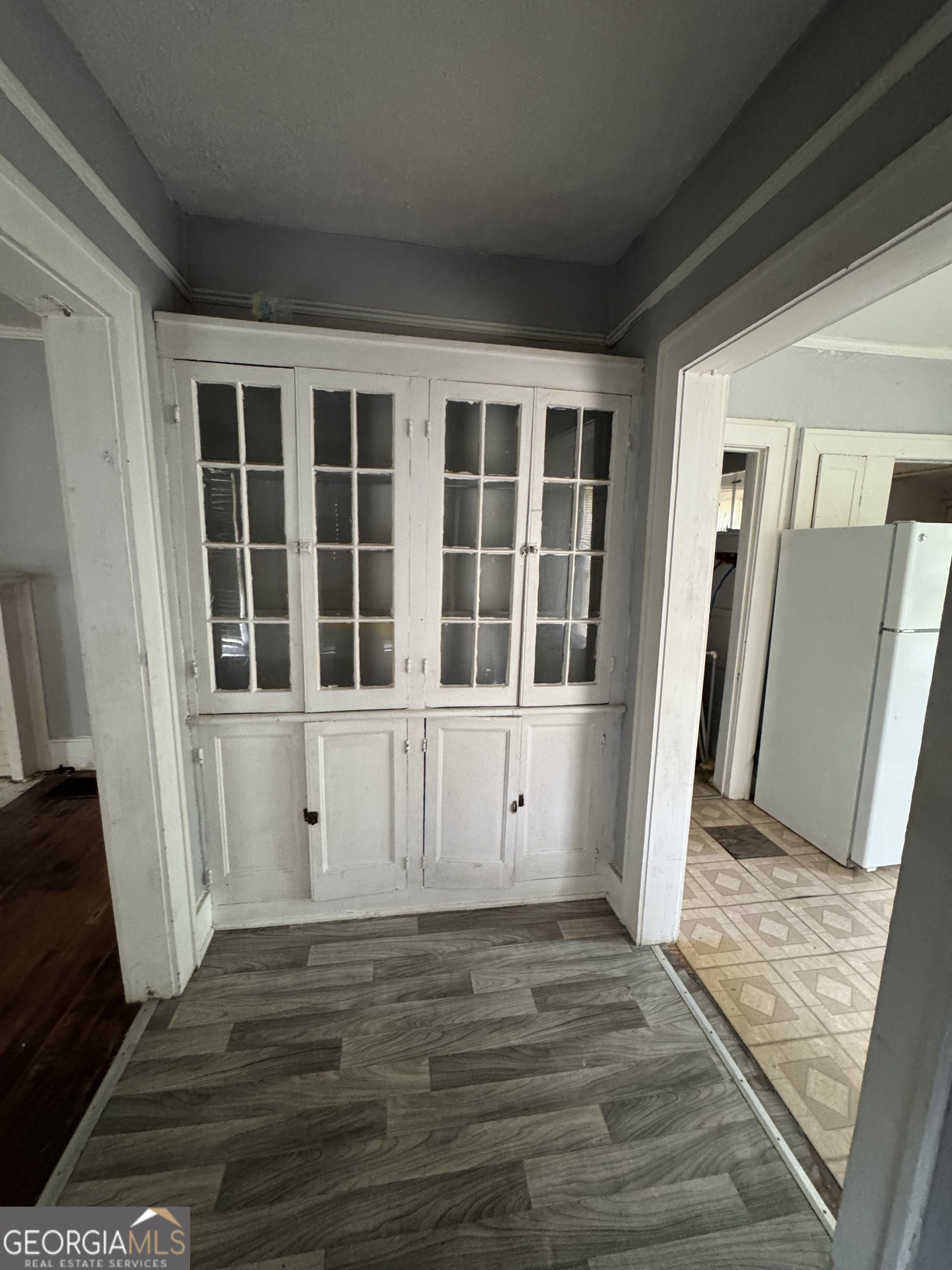 1182 Brentwood AVE