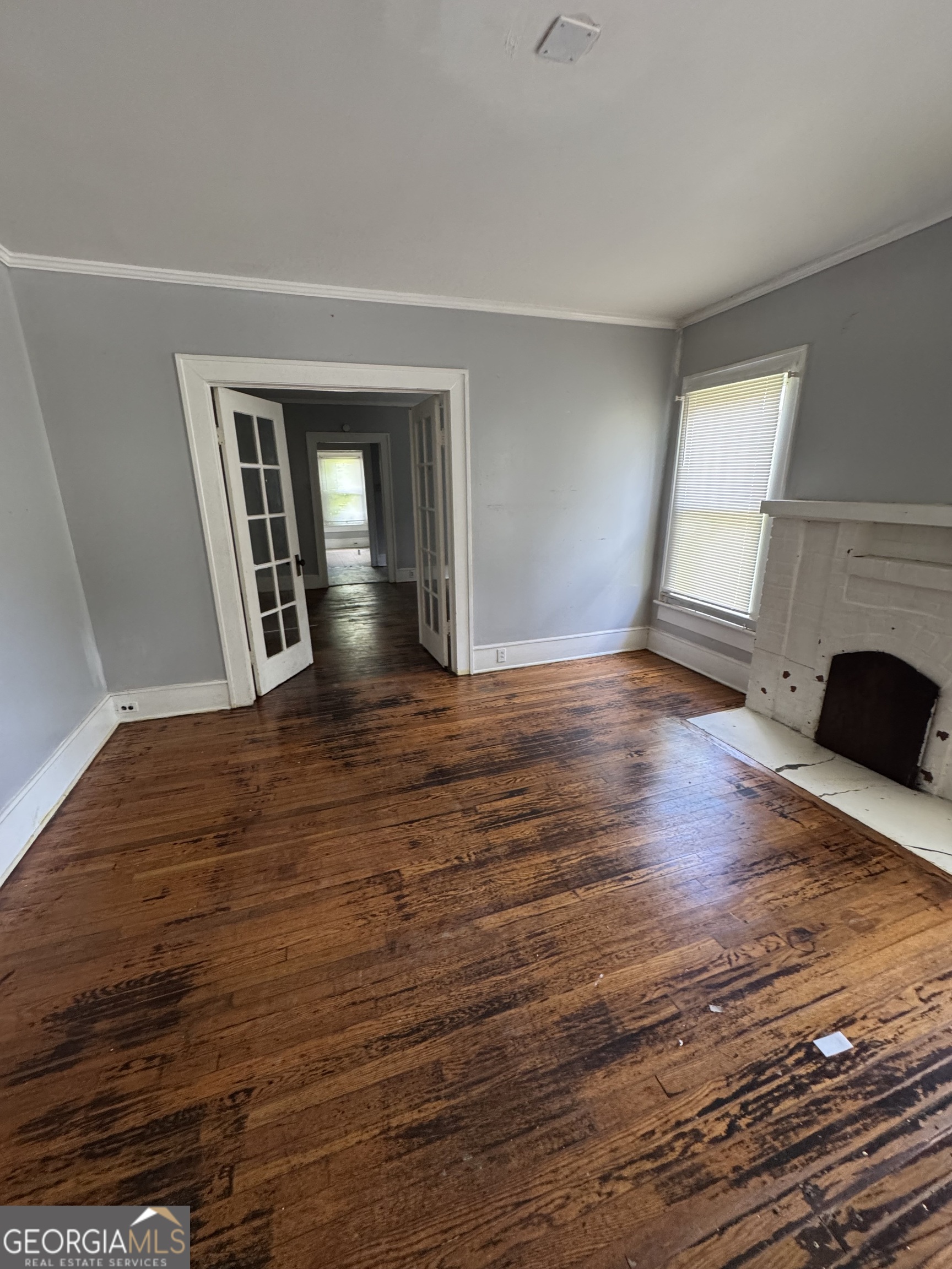 1182 Brentwood AVE