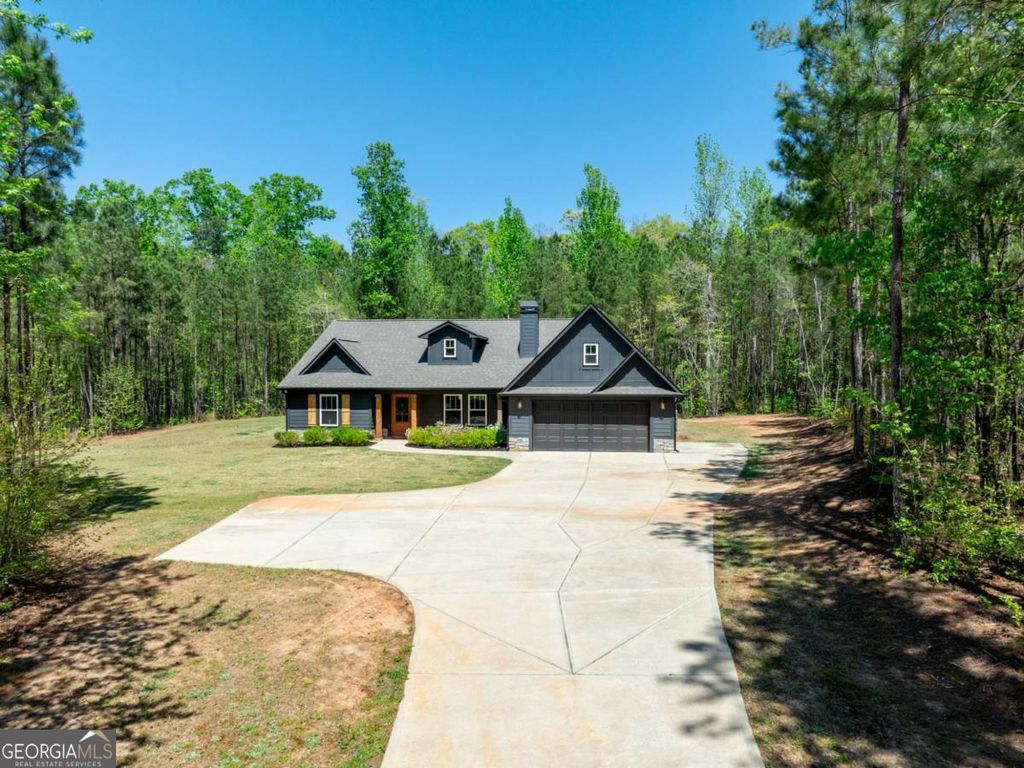 Photo of 2271 N 16 Highway, Whitesburg, GA 30185 (MLS # 10730801)