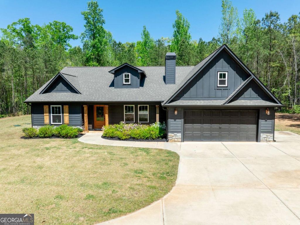 Photo of 2271 N 16 Highway, Whitesburg, GA 30185 (MLS # 10730801)