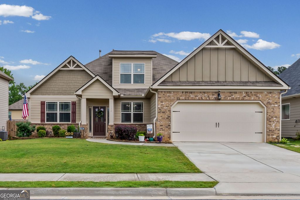 Photo of 172 Maple Hill Drive, Newnan, GA 30265 (MLS # 10771383)