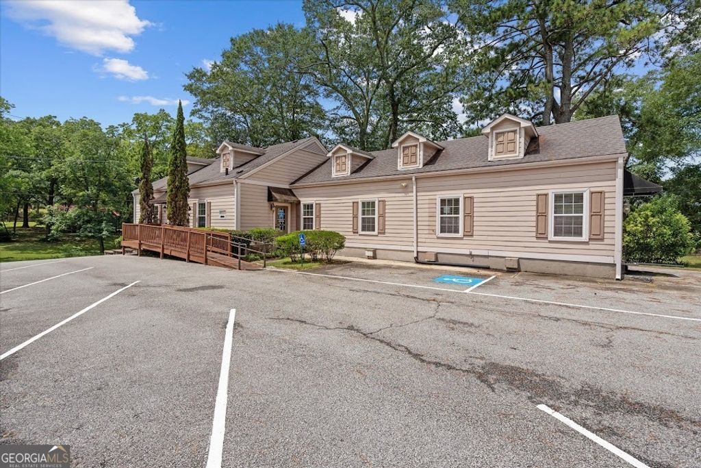 Photo of 214 Maple Street, Villa Rica, GA 30180 (MLS # 10712026)