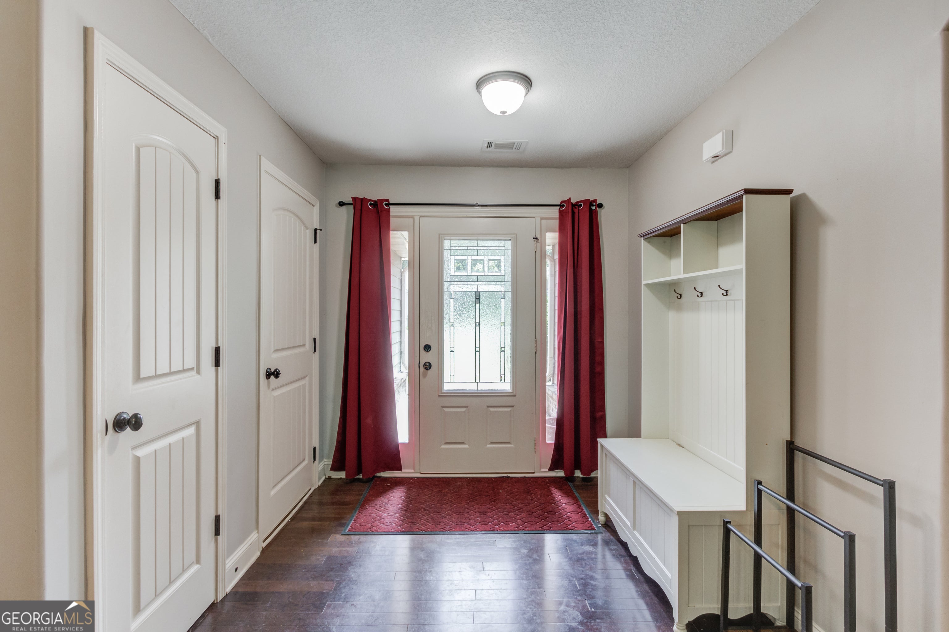 154 Rolling Oaks LN