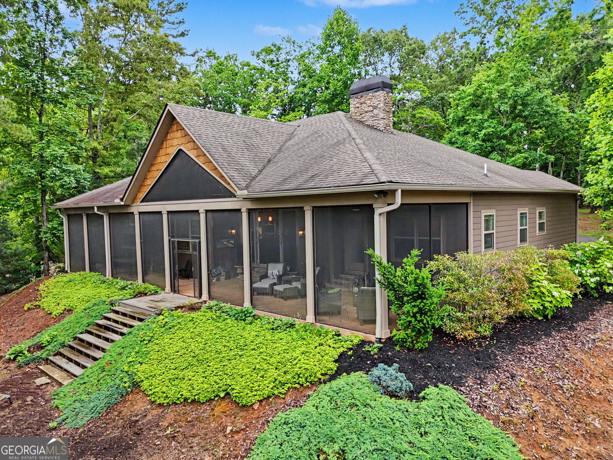 1680 Stonecrest Cir