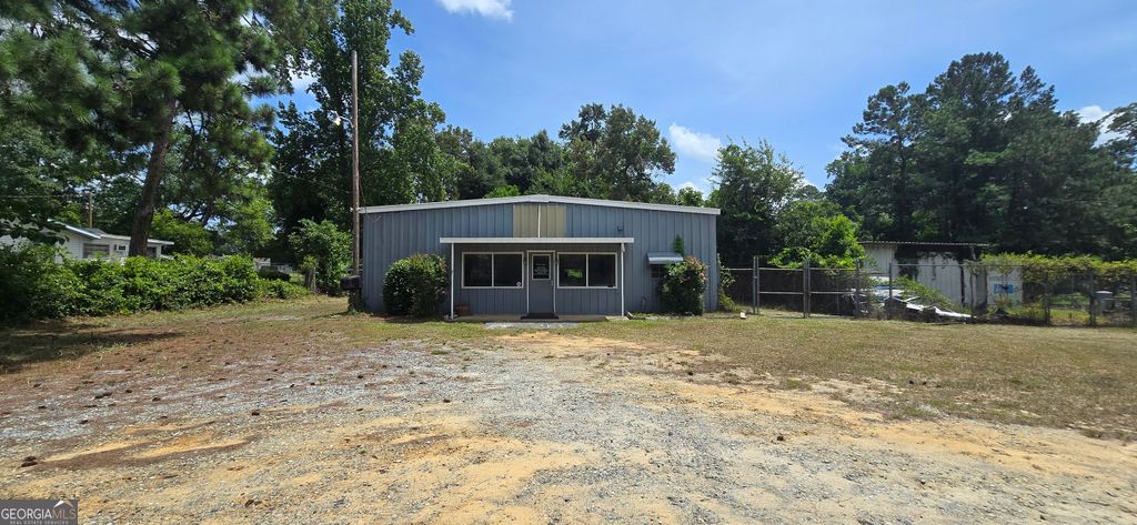 Photo of 307 Saxon Street, Dublin, GA 31021 (MLS # 10809936)