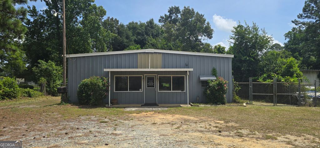 Photo of 307 Saxon Street, Dublin, GA 31021 (MLS # 10809936)