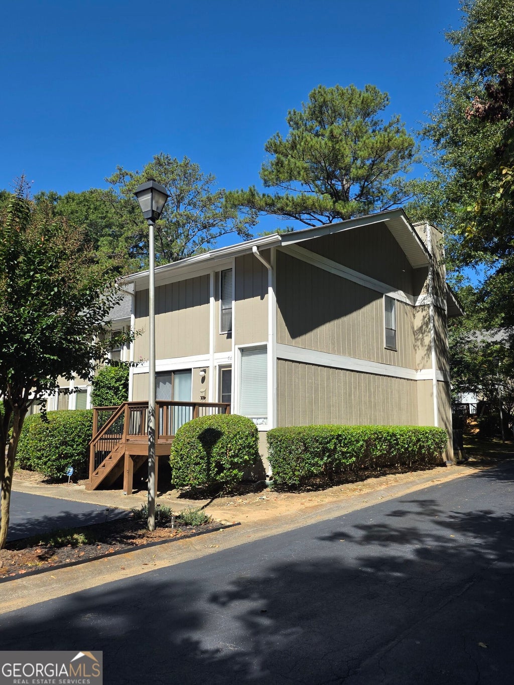 Photo of 624 Powers Ferry North SE Road SE, Marietta, GA 30067 (MLS # 10866619)
