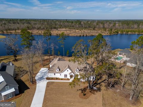 A home in Valdosta