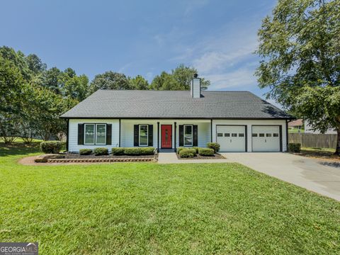 Photo of 2335 Huntington Drive, Loganville, GA 30052 (MLS # 10630944)