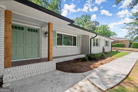 Photo of 1879 King George Lane SW, Atlanta, GA 30331 (MLS # 10683108)