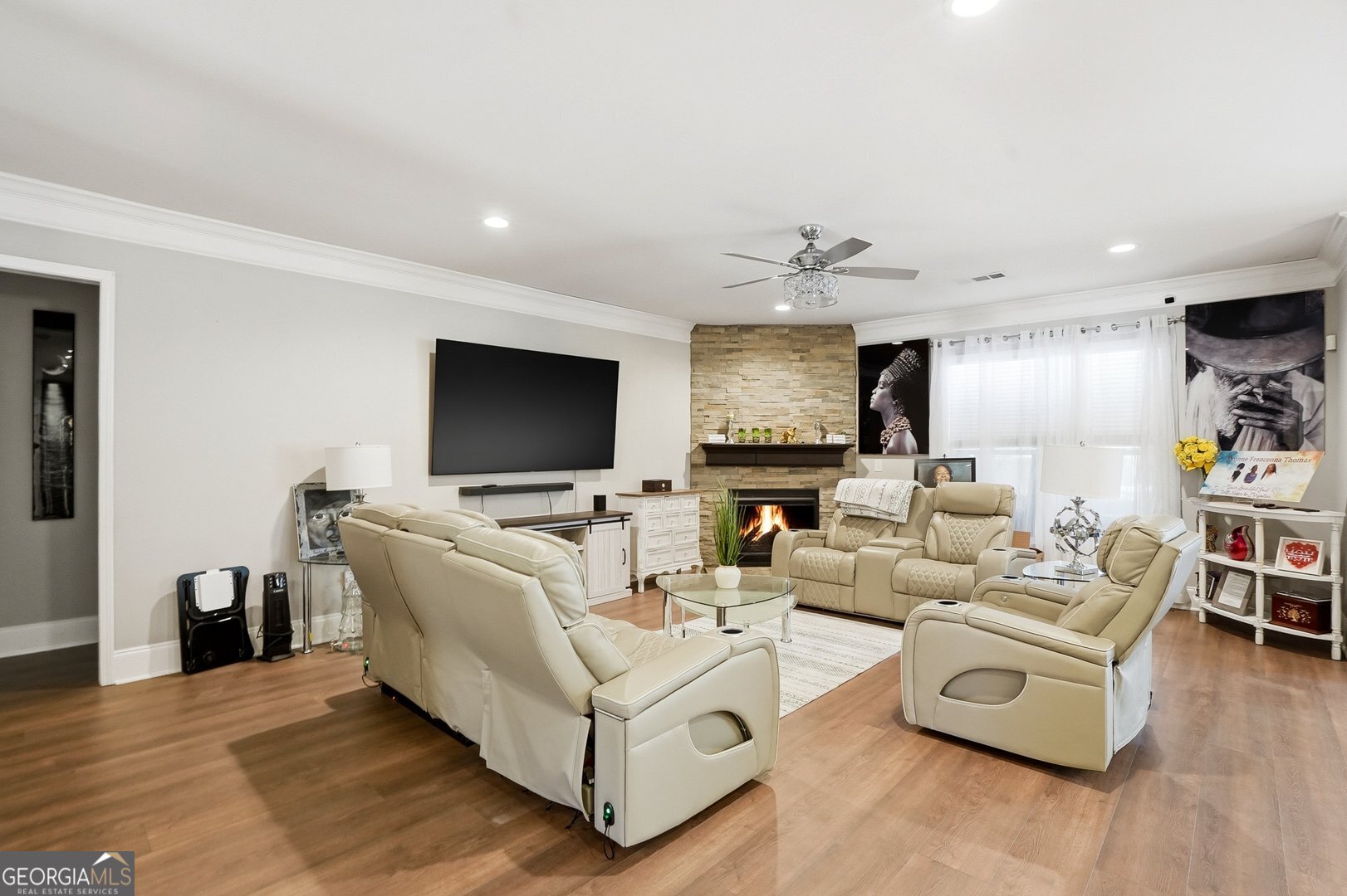 1109 Regal Hills LN