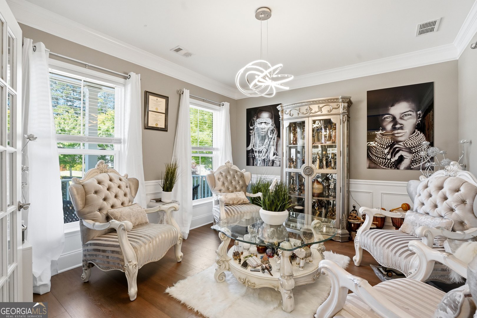 1109 Regal Hills LN