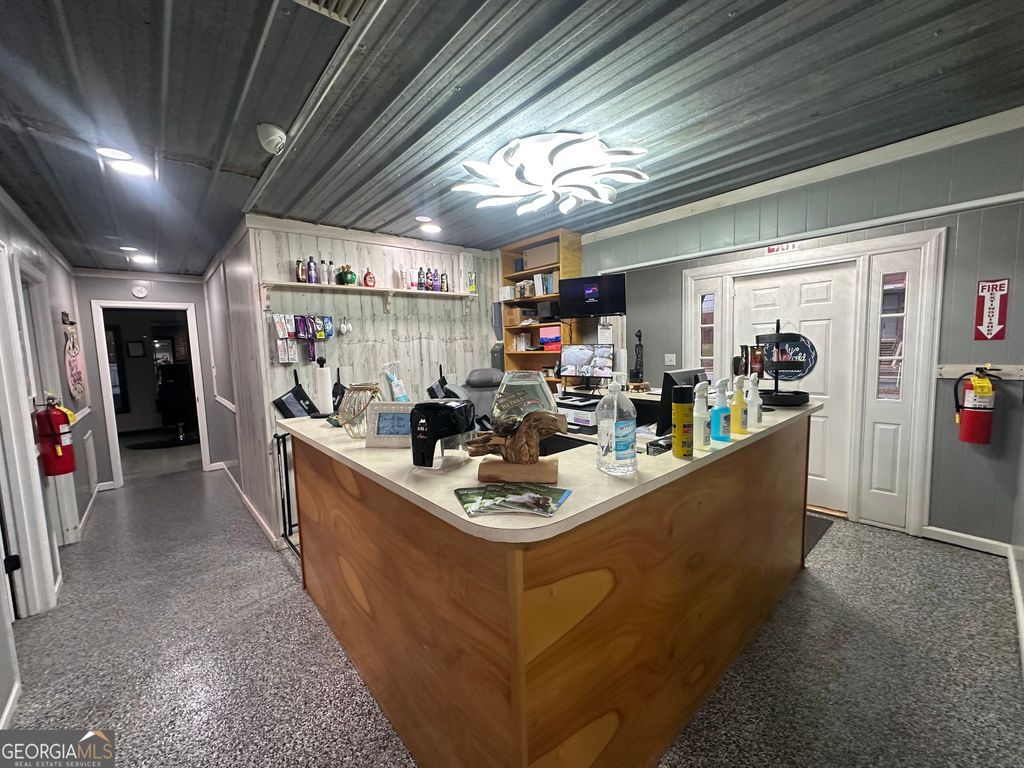 Photo of 404 W Perry Street, Manchester, GA 31816 (MLS # 10655186)