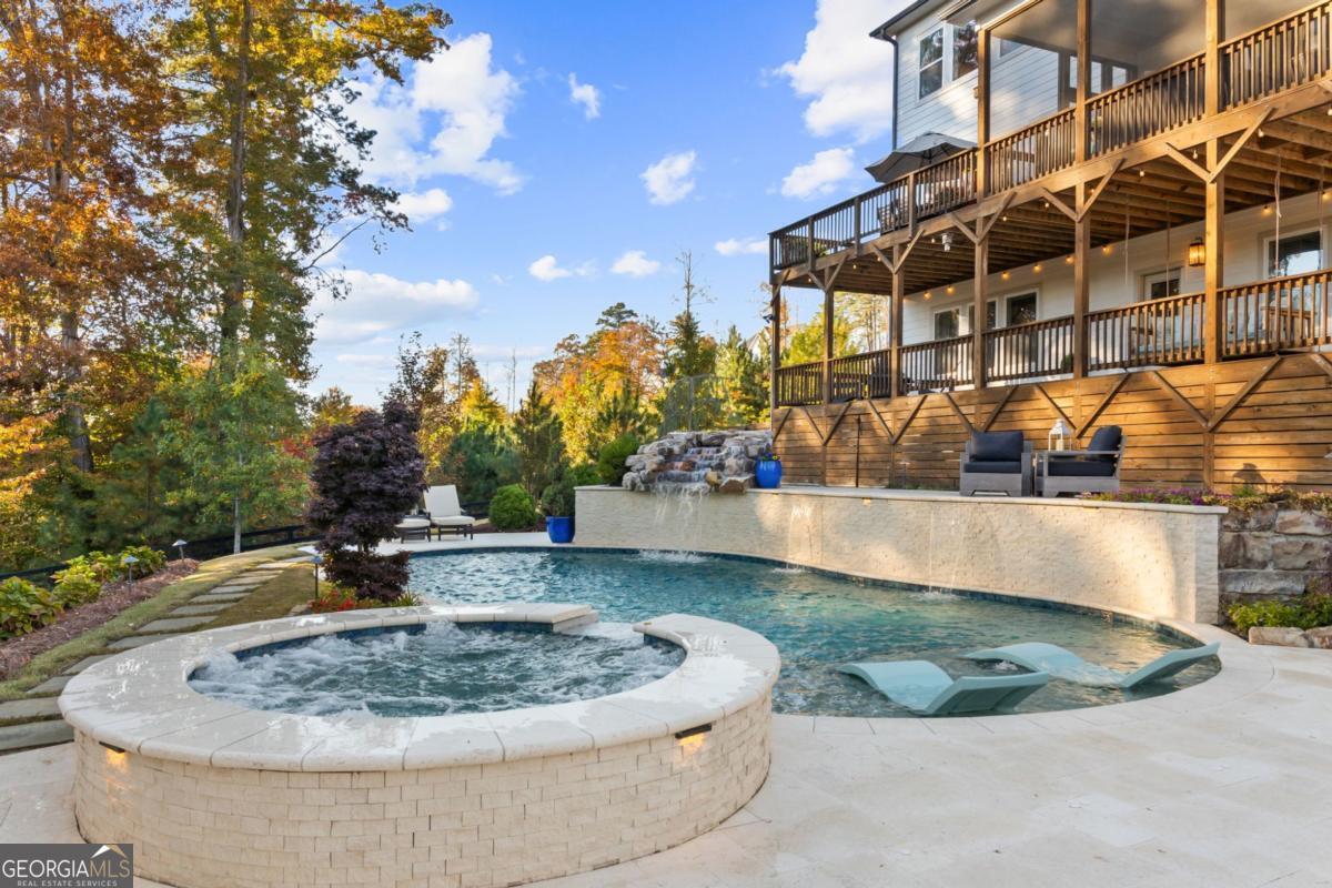 Grand Reserve - Residential