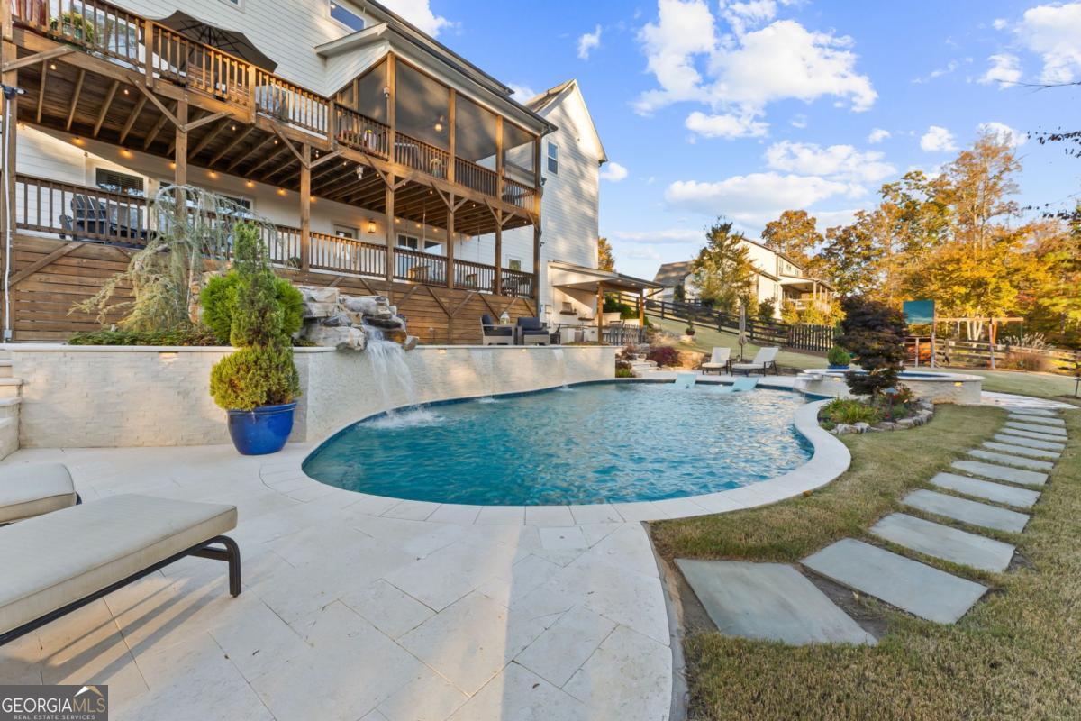 Grand Reserve - Residential