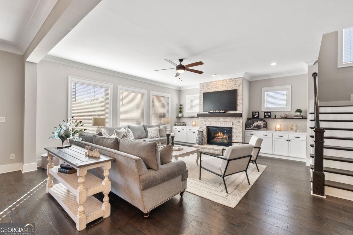 Grand Reserve - Residential