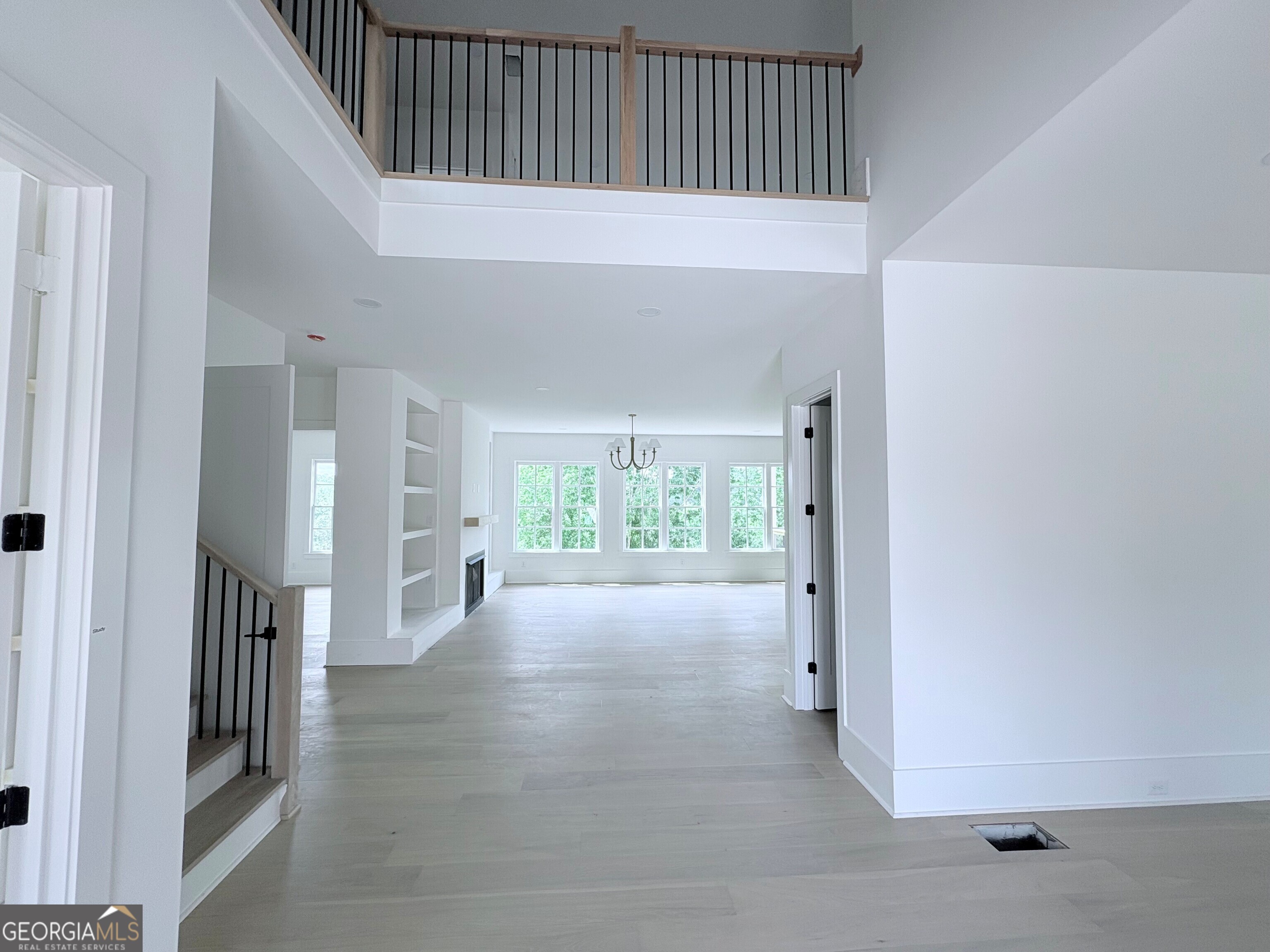 5753 Brendlynn DR