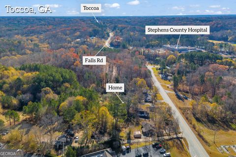 A home in Toccoa