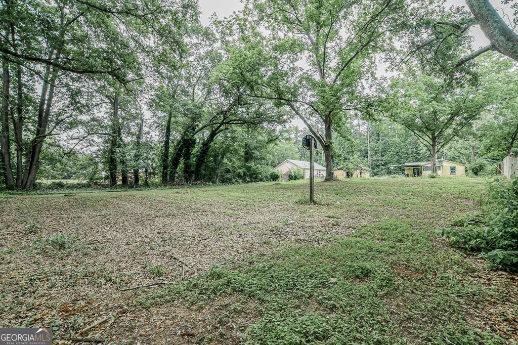 3700 Moore RD
