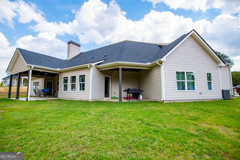 A home in Villa Rica