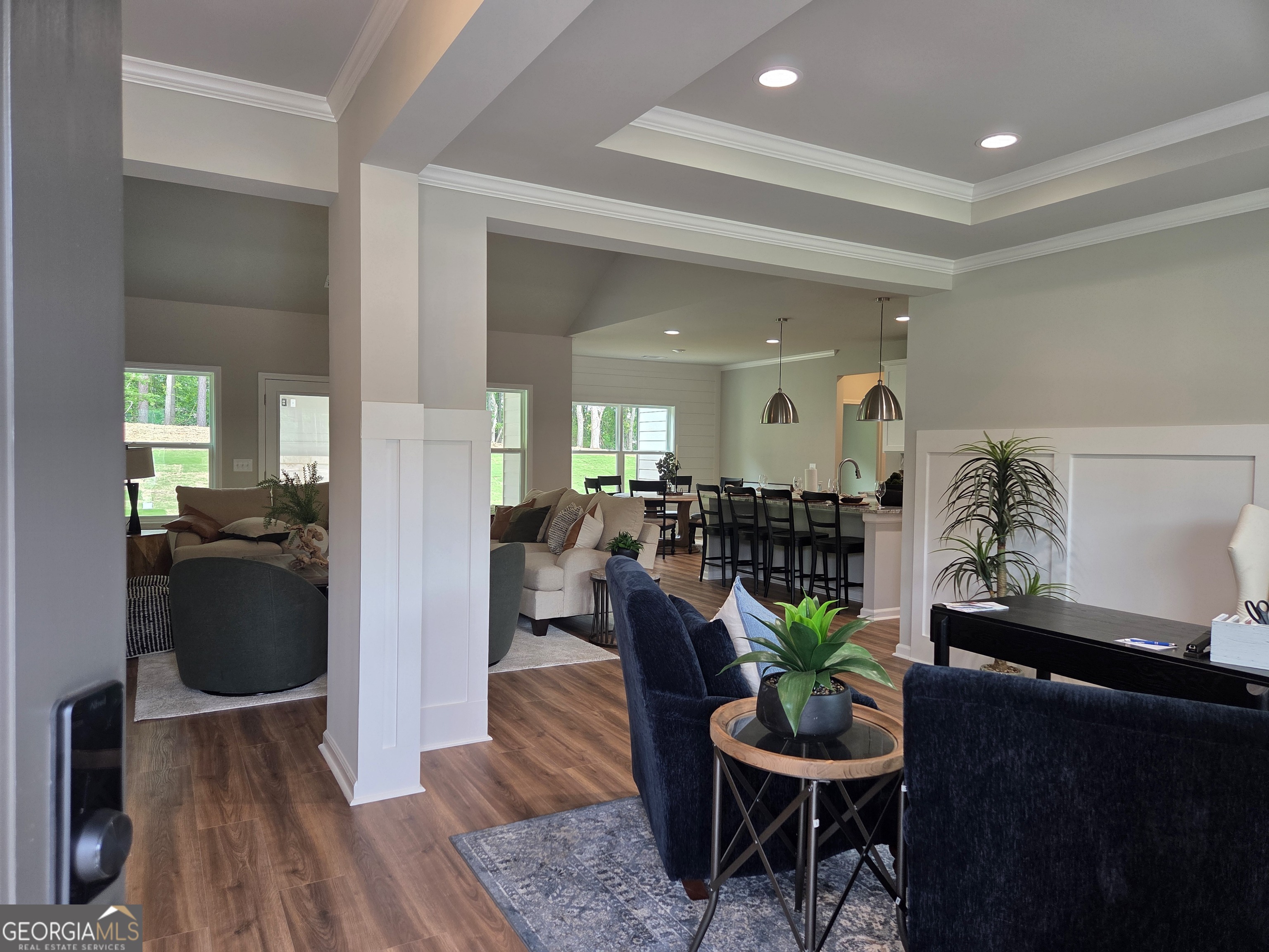 330 Meadows DR