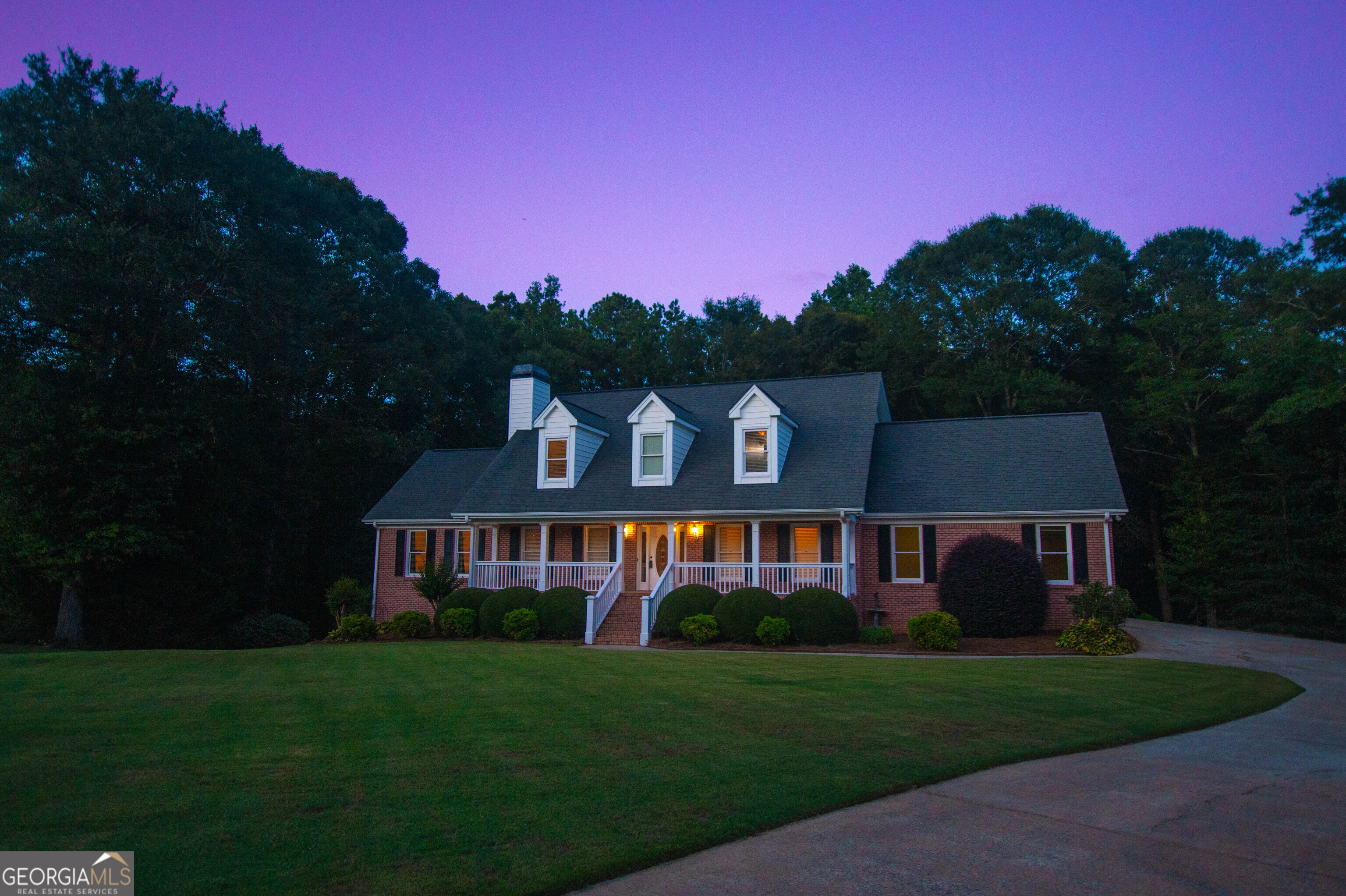 1426 Brighton PL