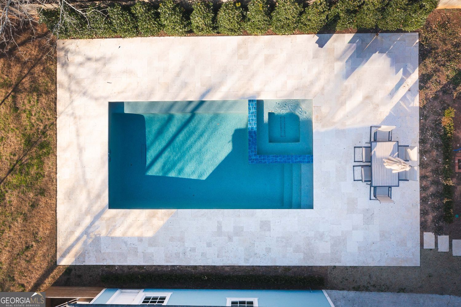 923 St Charles AVE NE