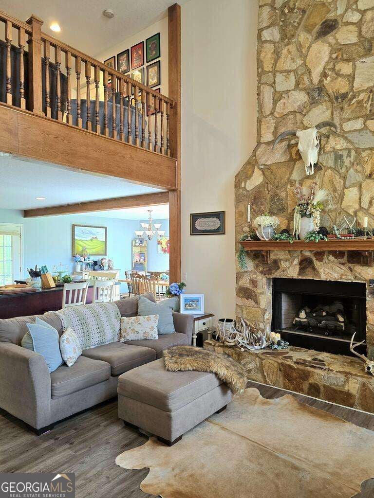 907 Lower Rebecca RD