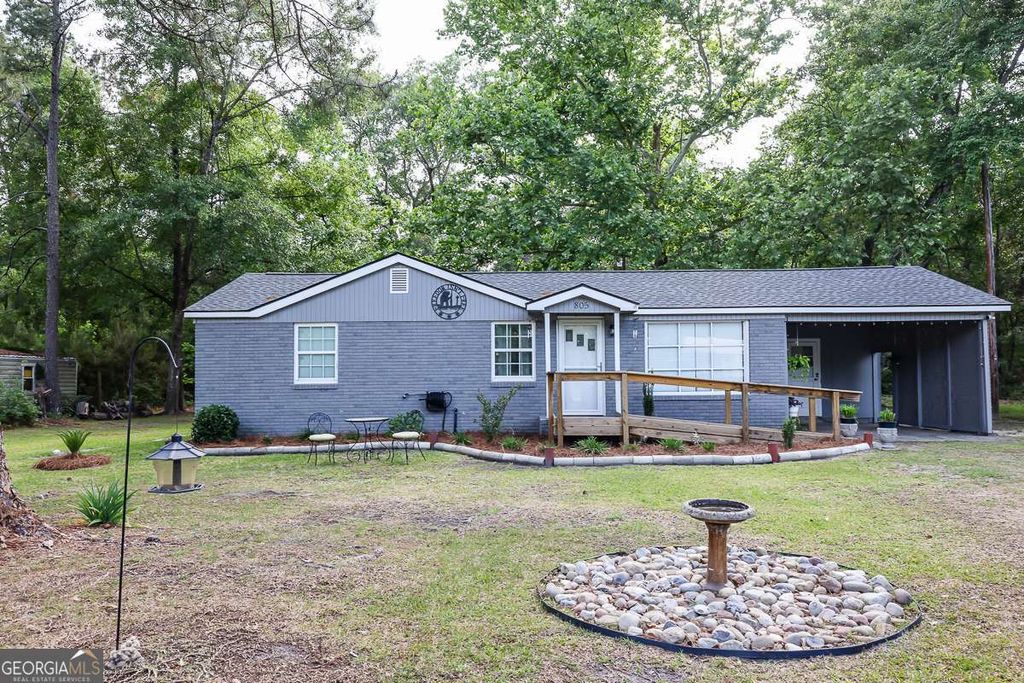 Photo of 805 N Main Street, Pembroke, GA 31321 (MLS # 10757478)