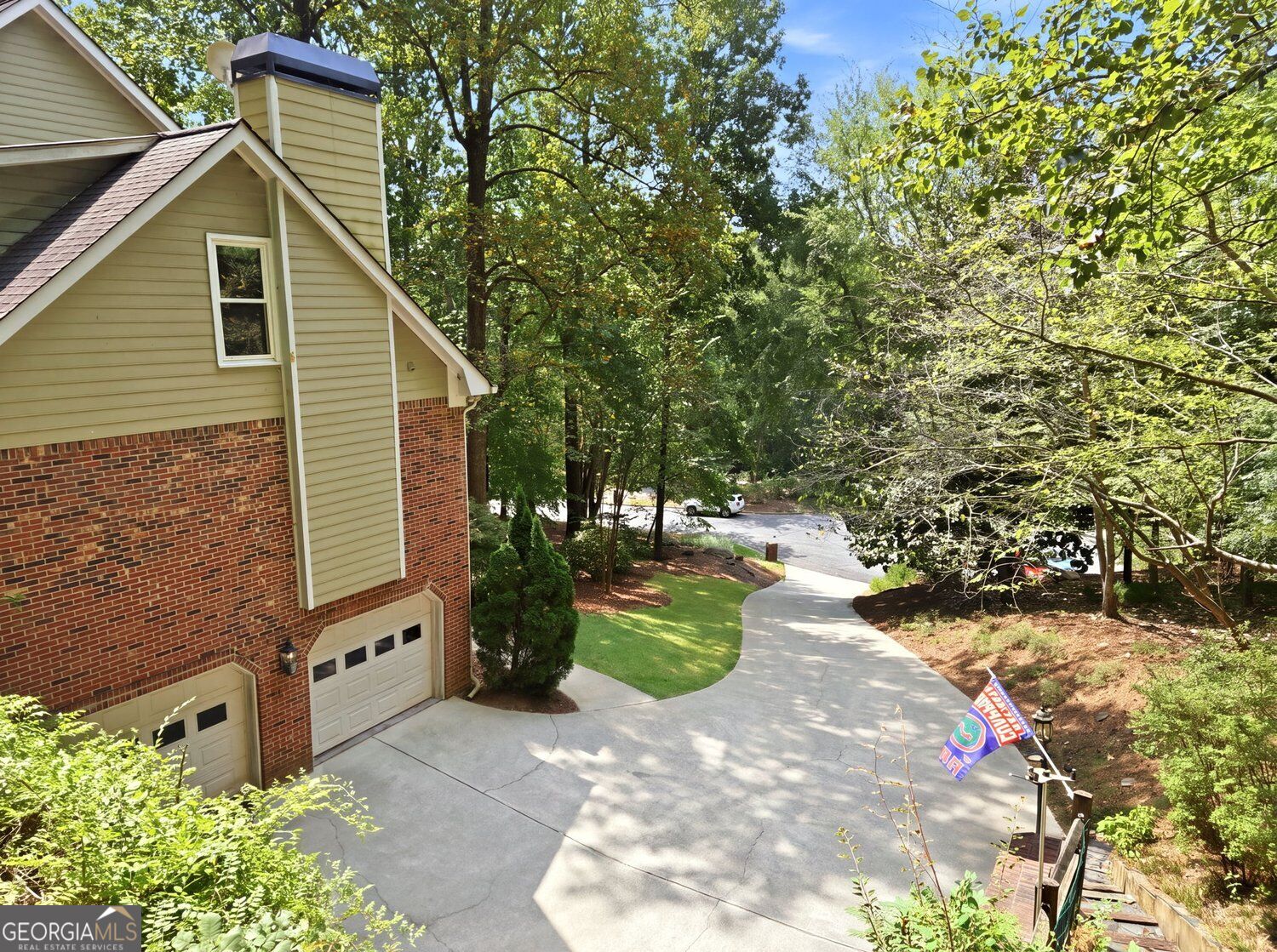 235 River Landing DR