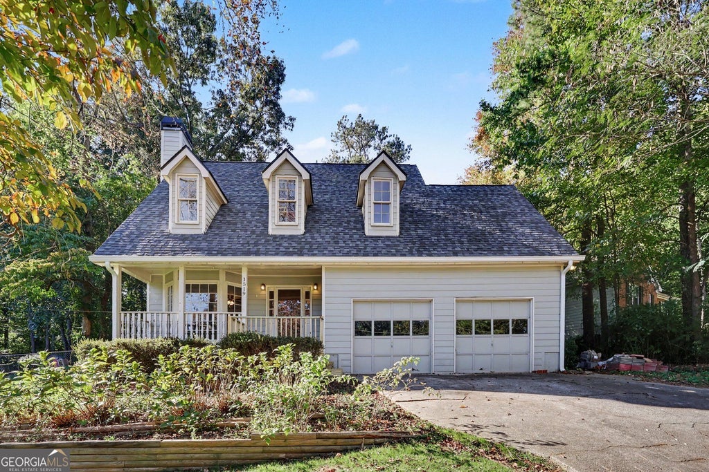 Photo of 1519 Hillside Drive SE, Conyers, GA 30094 (MLS # 10878699)