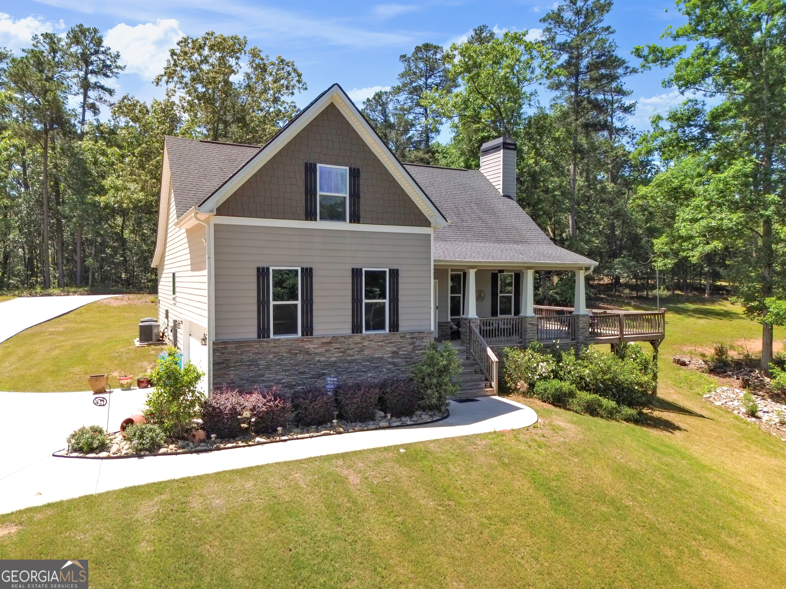 202 Riverpoint WAY