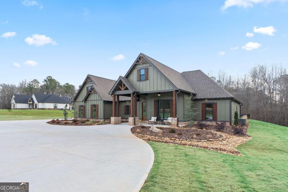 1209 Old Newnan RD