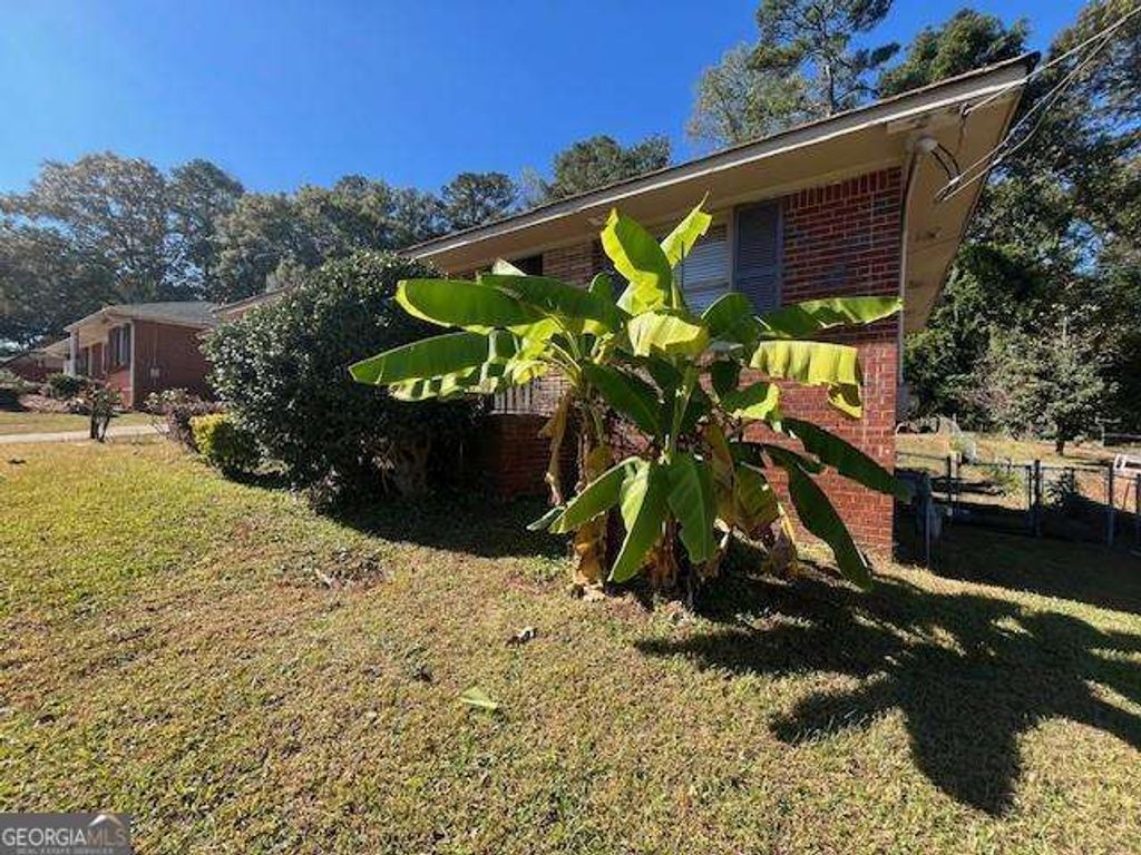 Photo of 2635 Fairlane Drive SE, Atlanta, GA 30354 (MLS # 10690705)