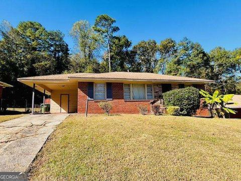2635 Fairlane DR SE Atlanta GA 30354