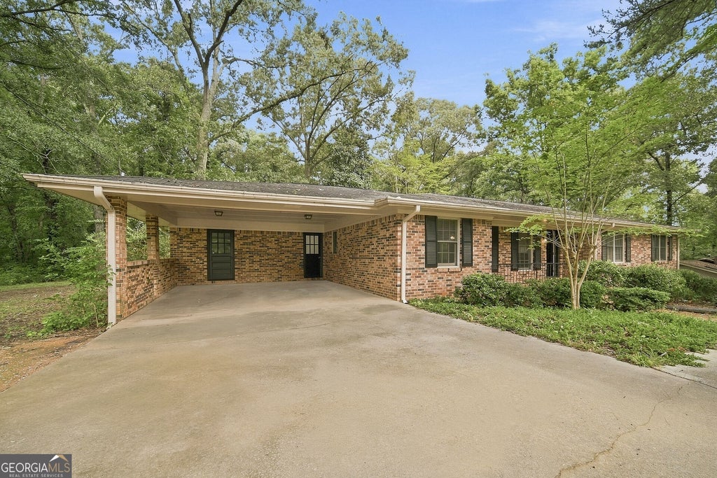 Photo of 10134 Westview Drive SW, Covington, GA 30014 (MLS # 10840769)