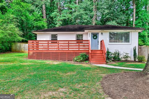 2352 Marion CIR Decatur GA 30032
